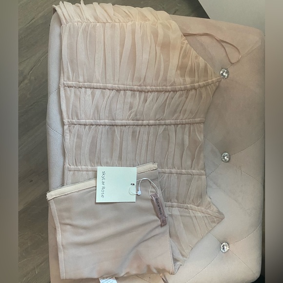 Tulle corset in blush. Size large - Picture 4 of 8